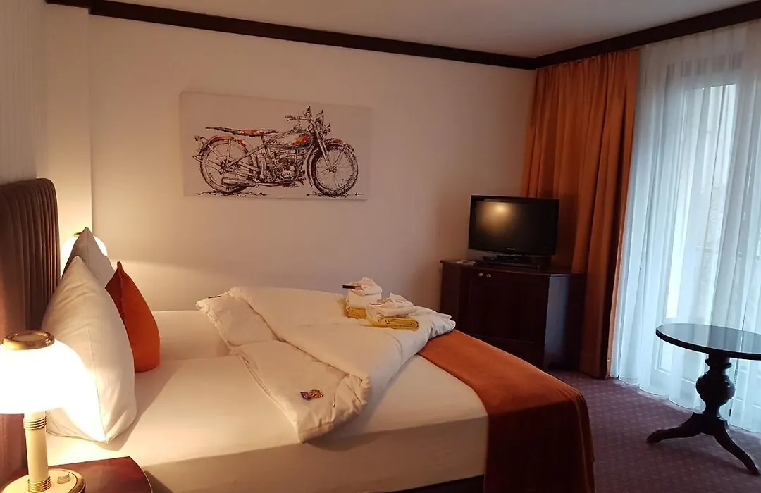 Hotel Exquisit-1