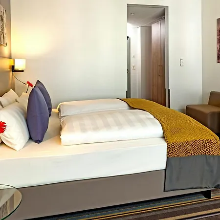 Leonardo Hotel Munich City North-3